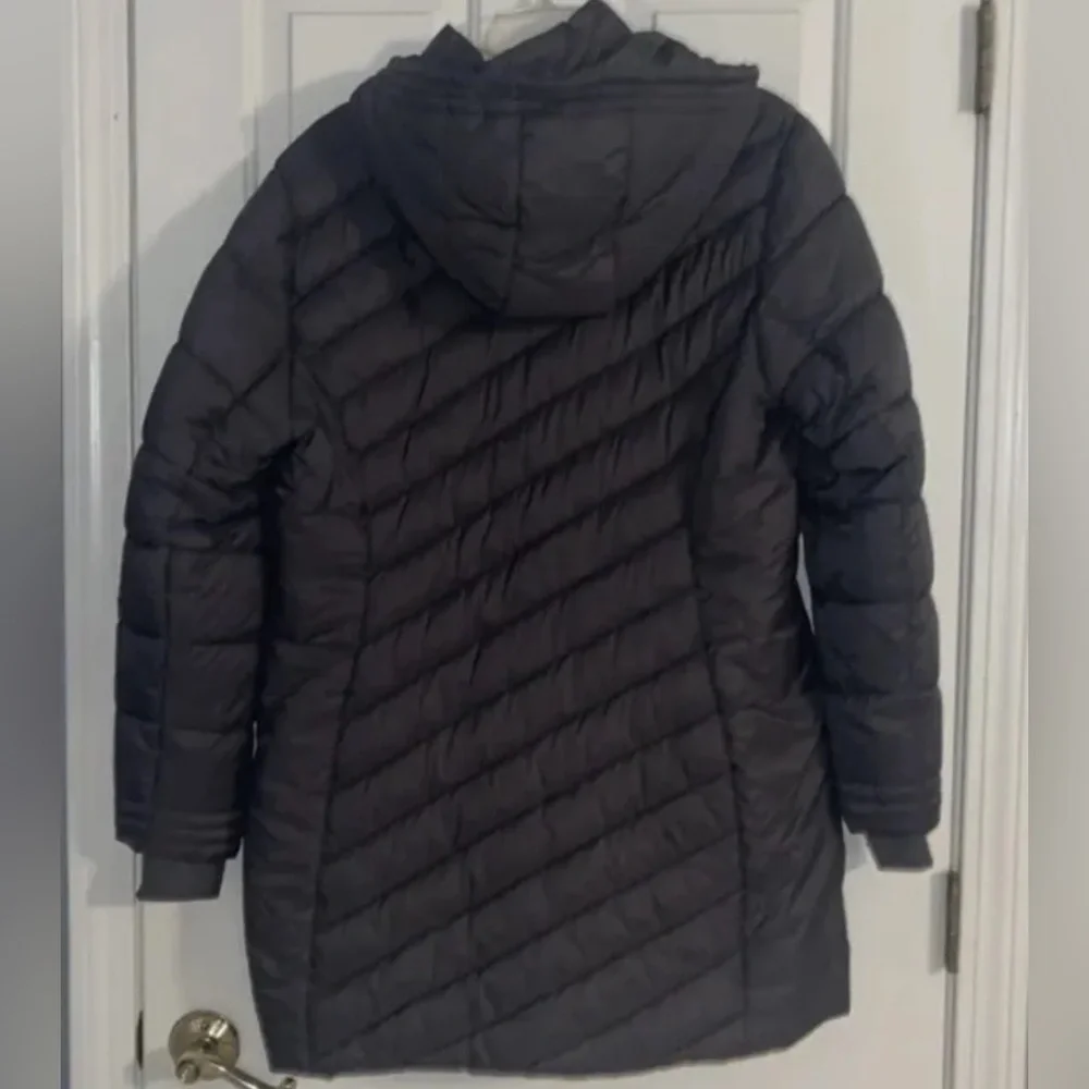 $399 Warm Winter Puffer Coat by Spyder gray ~ Jacket Large - Picture 2 of 4